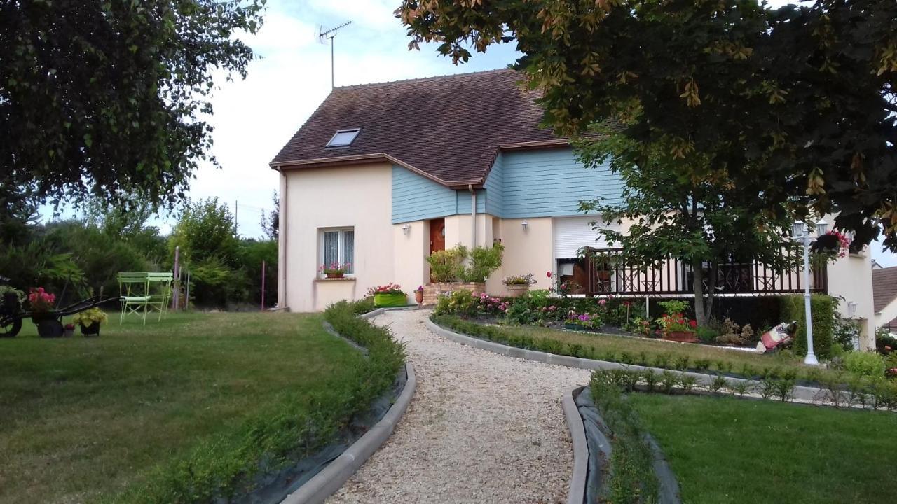 Maison d'hôtes Les Bruyères Gandelain Exterior foto